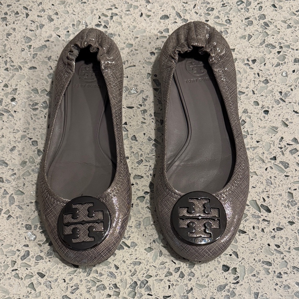 Tory Burch Women's Silver Textured Flats